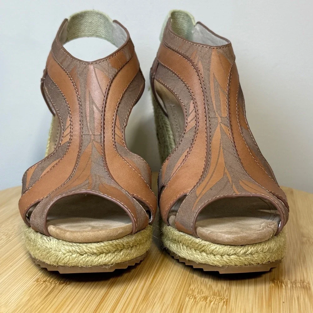 Good Tommy Bahama Reanna Laser Wedge Sandals Womens 8.5 Brown Espadrille Coastal